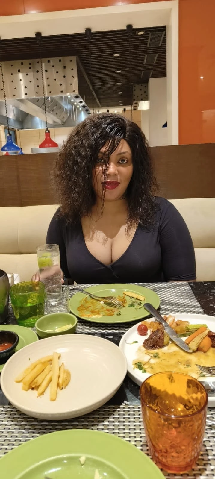 Aveery – South African escort in Chandigarh, Escort, Chandigarh