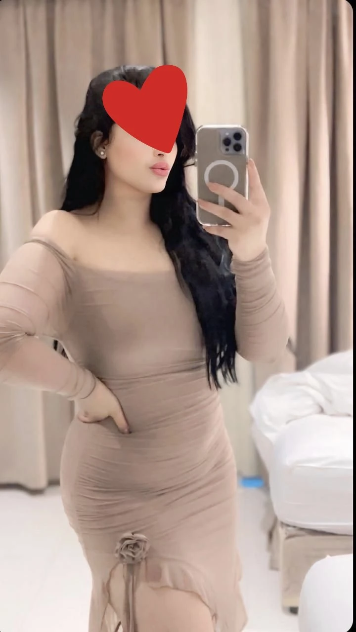 Pooja Agarwal – Indian escort in Chandigarh — 3 / 7