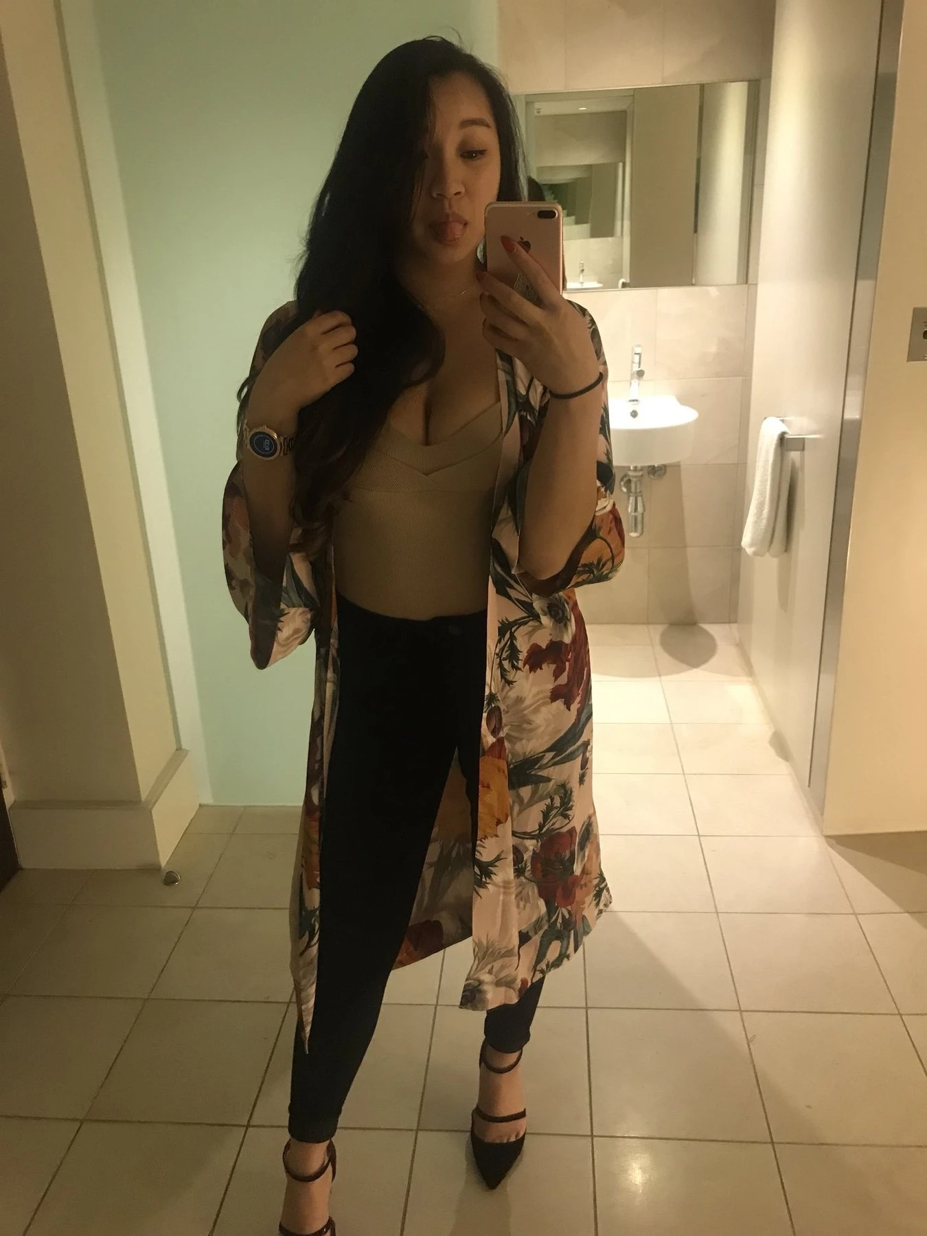 Jia Loren: Reviewed & verified Aus GFE – Australian escort in Hong Kong — 19 / 26
