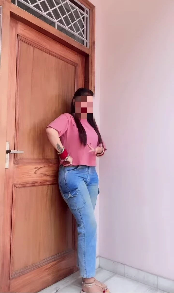 Massage Republic – Indian escort in Bangalore — 2 / 3