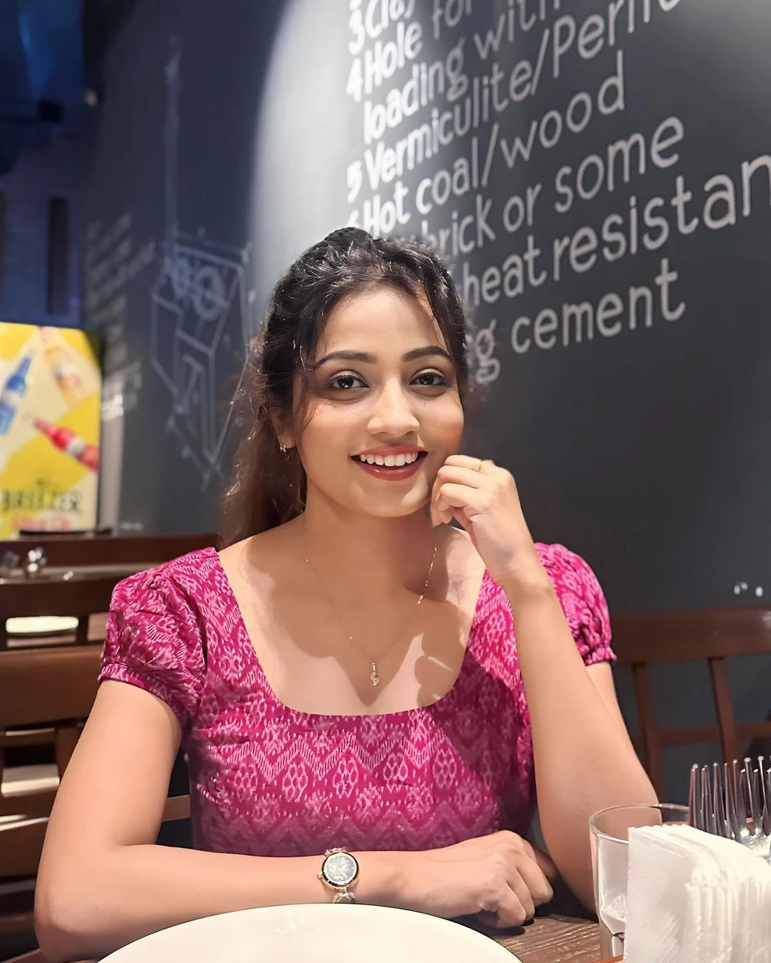 Nayra – Indian escort in Chennai — 2 / 3