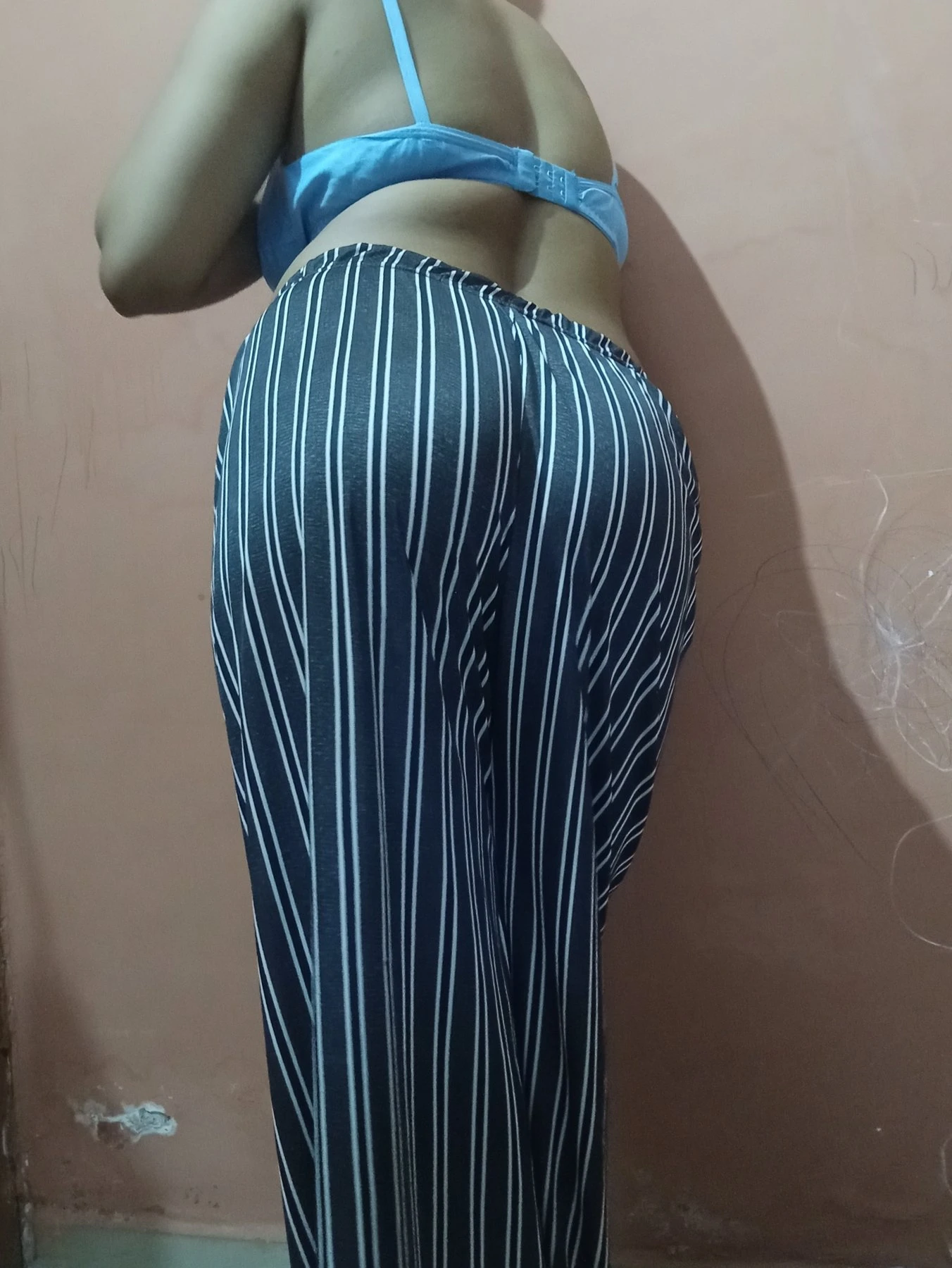 Pooja – Indian adult performer in Bangalore — 3 / 4
