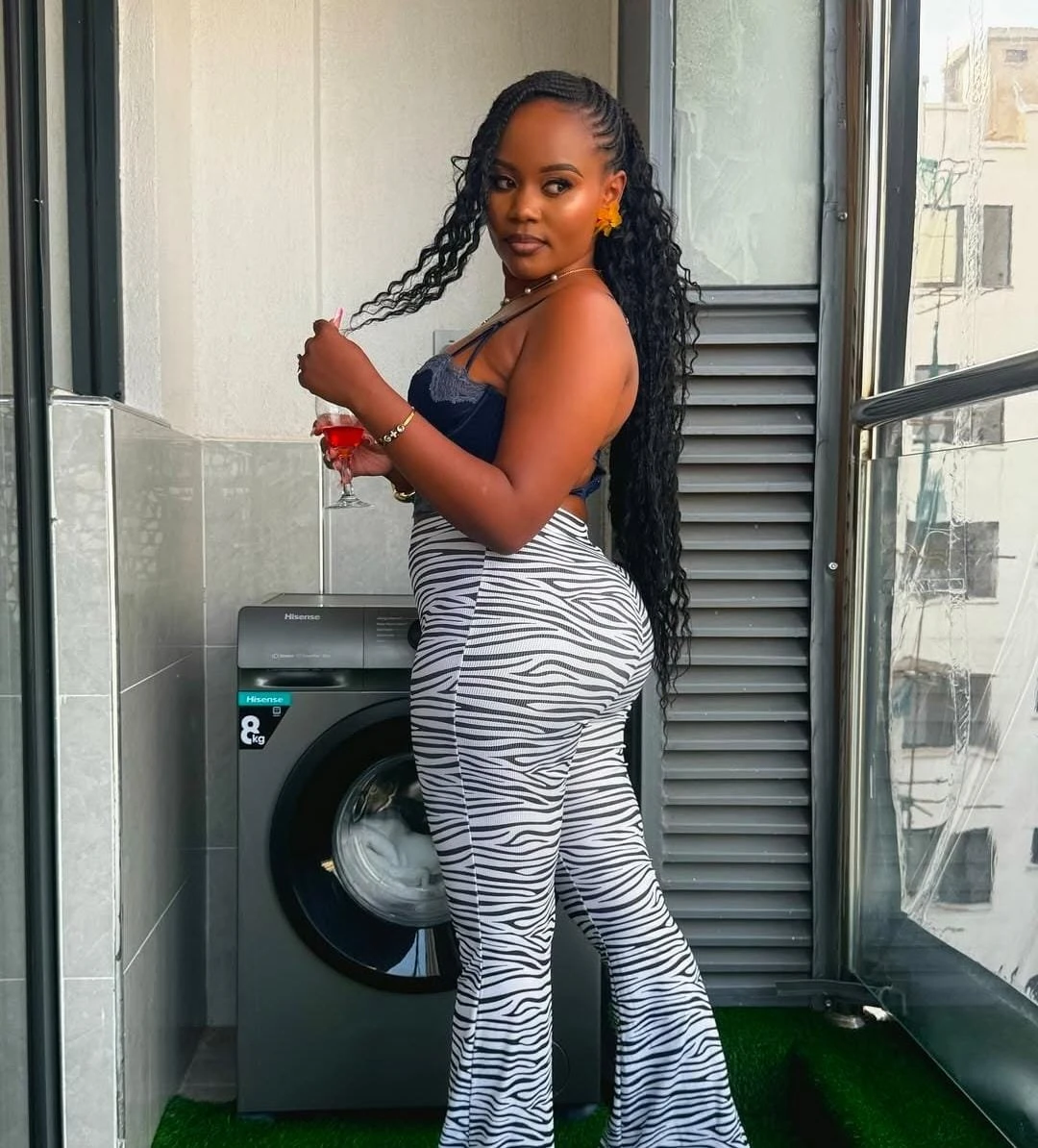 Misha – South African escort in Ahmedabad — 1 / 4