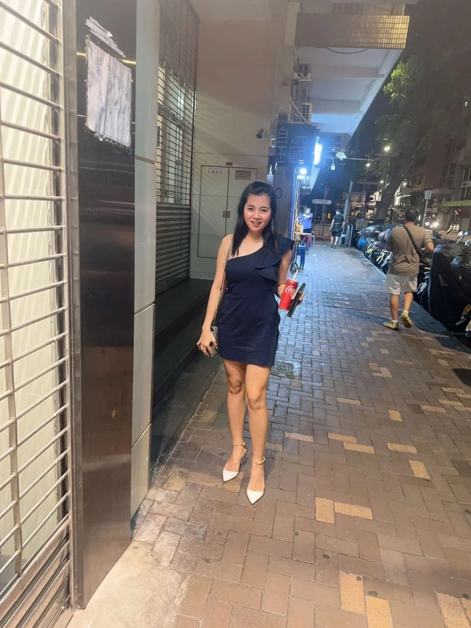 Dalli – Filipino escort in Hong Kong — 3 / 4