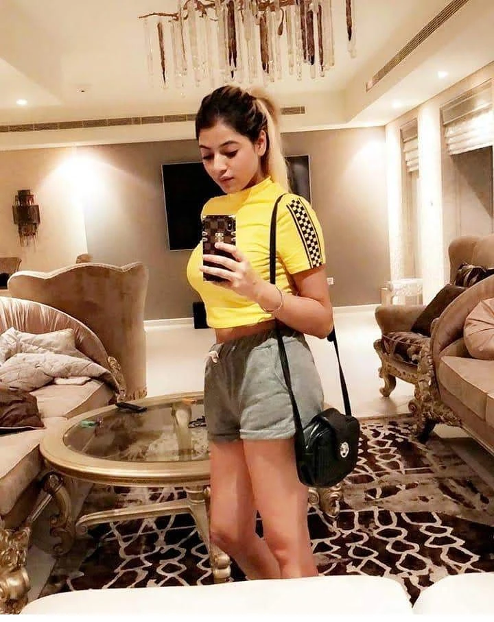 72069m08005 Chandigarh Zirakpur Mohali – Indian escort in Chandigarh — 5 / 8