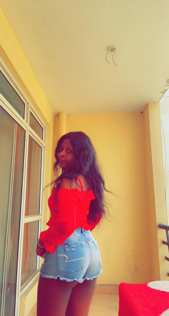 Helen – South African escort in Chandigarh — 2 / 4
