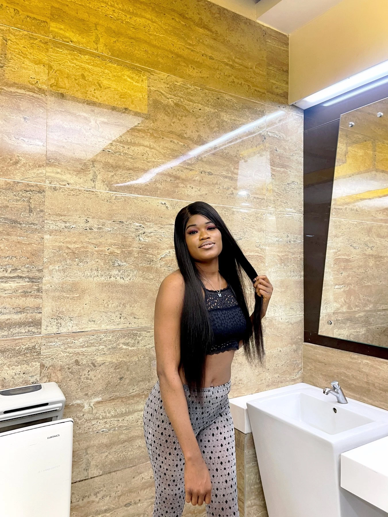 Alex Kiss – South African escort in Chandigarh — 1 / 4