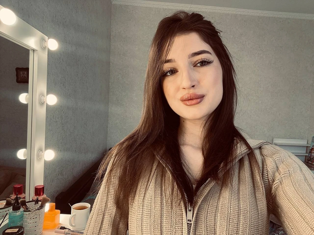 Daria – Ukrainian escort in Hong Kong — 14 / 16