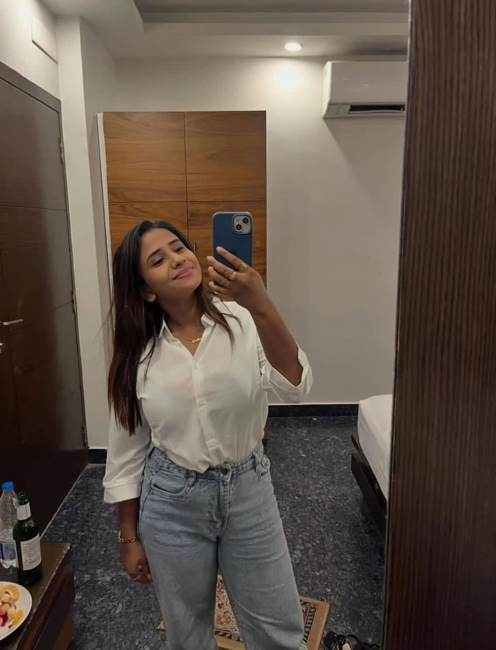 Simran ʀᴇᴀʟ ᴍᴇᴇᴛ & ᴡᴇʙᴄᴀᴍ – Indian escort in Bangalore, Escort, Banga