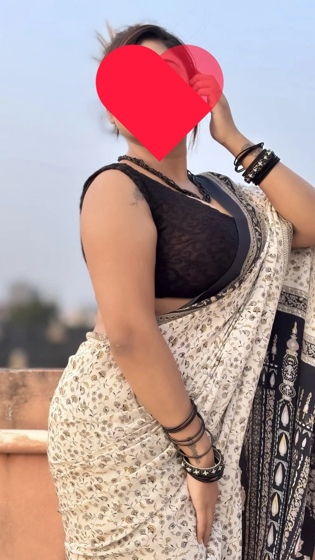 Cam & Meet(real service) % – Indian escort in Ahmedabad — 4 / 9
