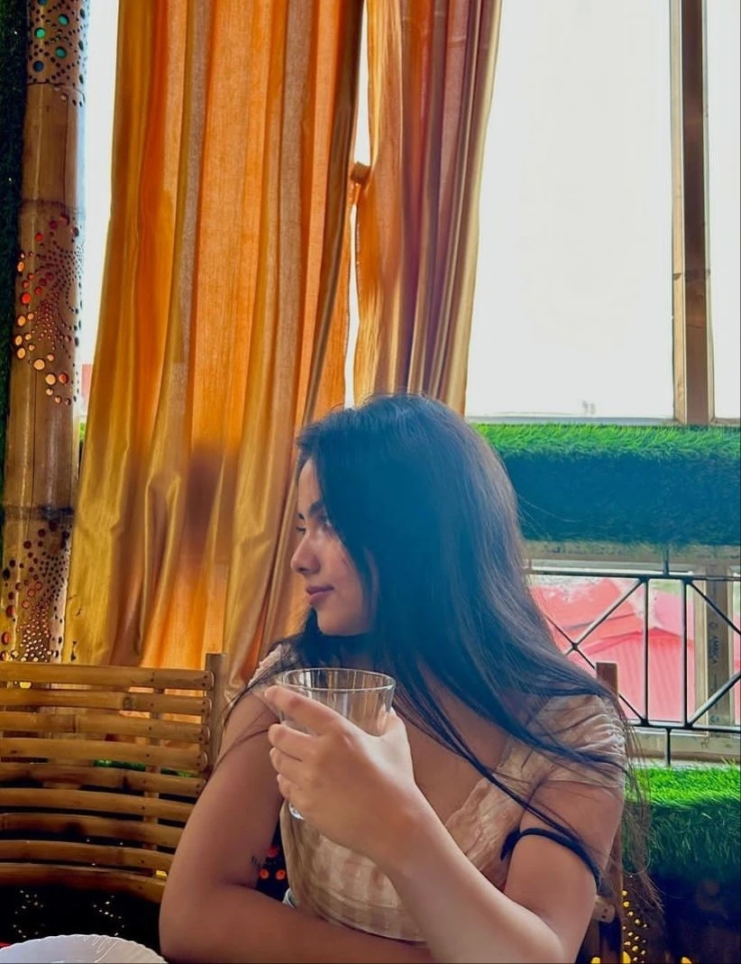 Independent Girl Fun and Real Meet – Indian escort in Bangalore — 2 / 4