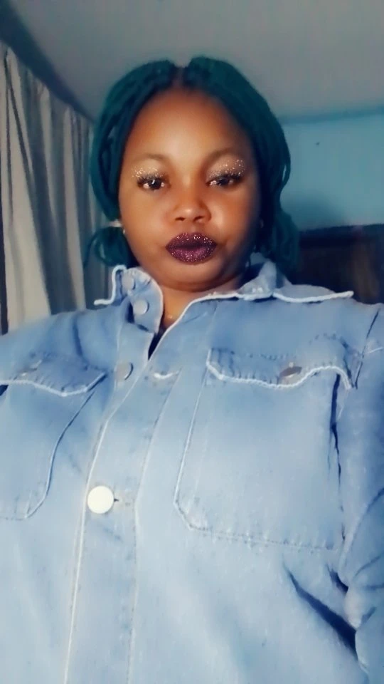 Rossy – Nigerian escort in N'Djamena — 2 / 4