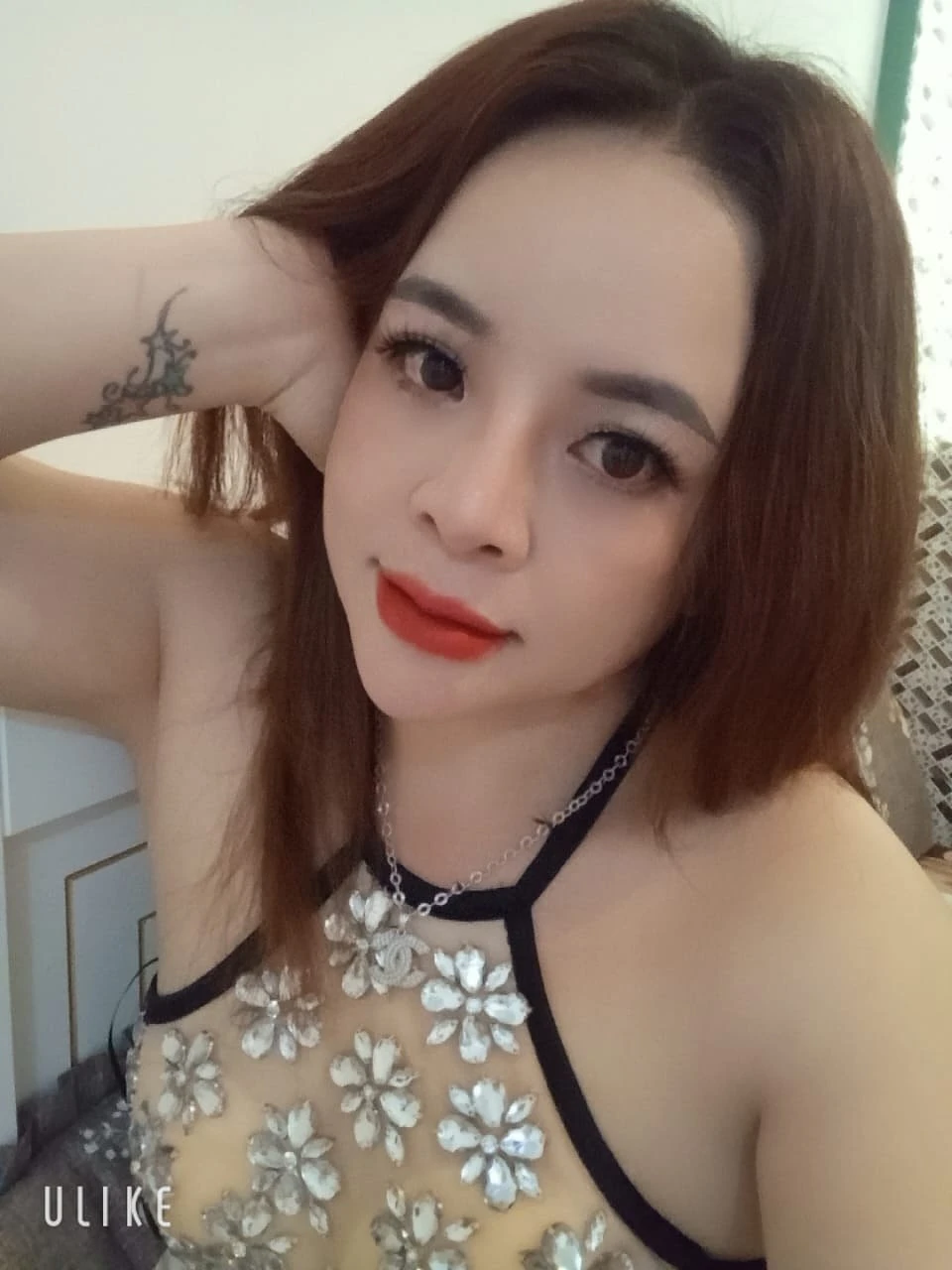 Bineda – Filipino escort in Tirana — 5 / 6