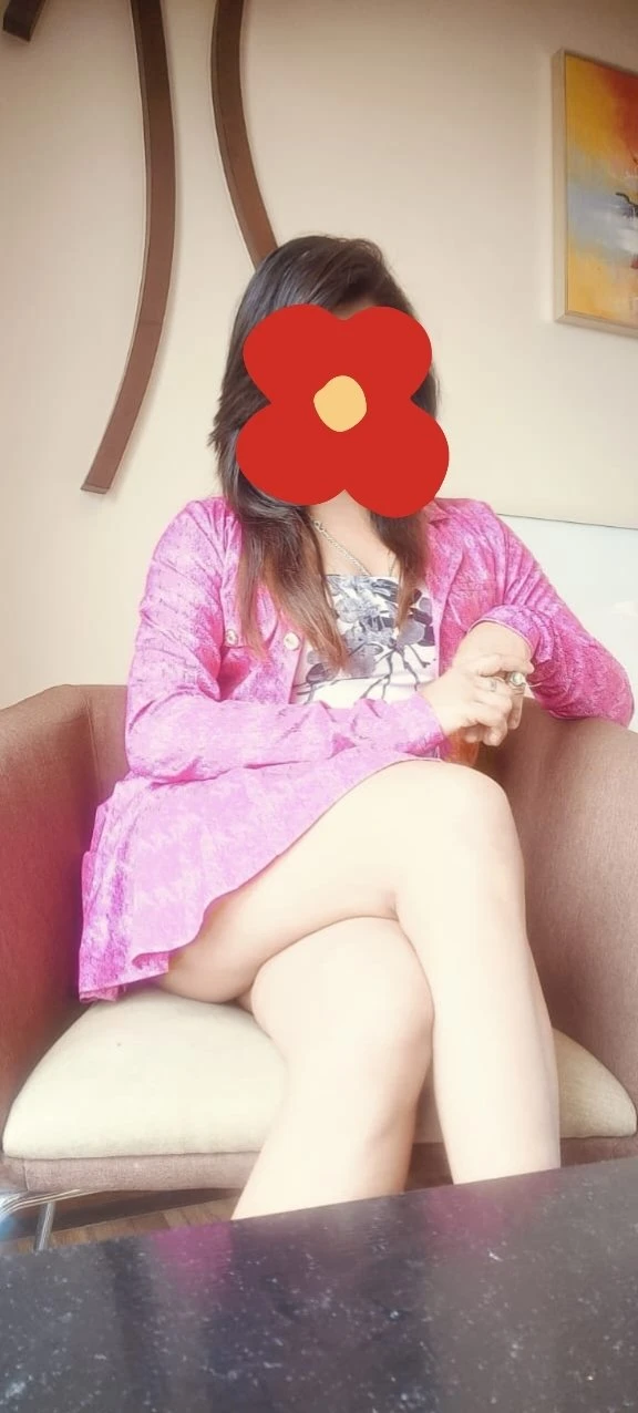 Simran Singh (Cam Show and Real Meet) – Indian escort in Bangalore, Escort, Banga