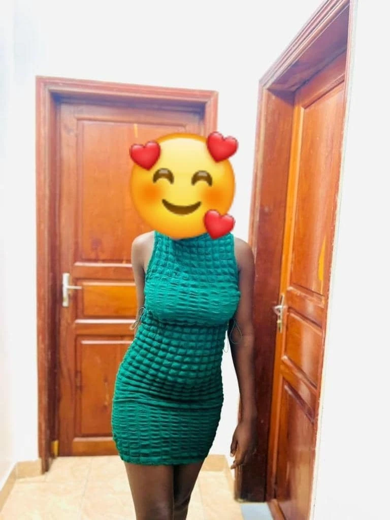 Vicky – Beninese escort in Cotonou — 2 / 4