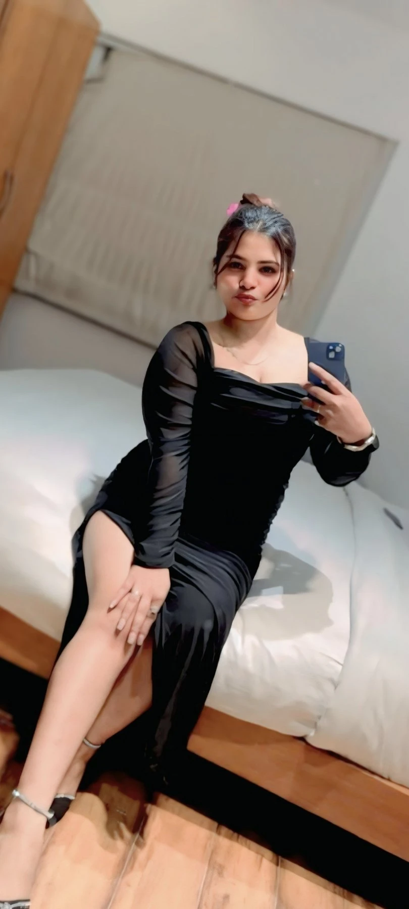Neha Cam & Real Meet – Indian escort in Chennai — 4 / 9