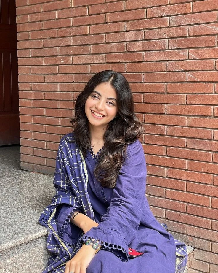Calangute Call Girls in Goa 9253/466/129 – Indian escort in Candolim, Goa — 6 / 31