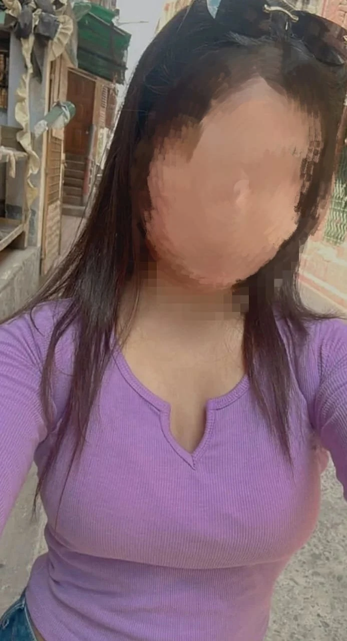 Sona (Real Meet & Cam Show) – Indian escort in Chennai — 1 / 4