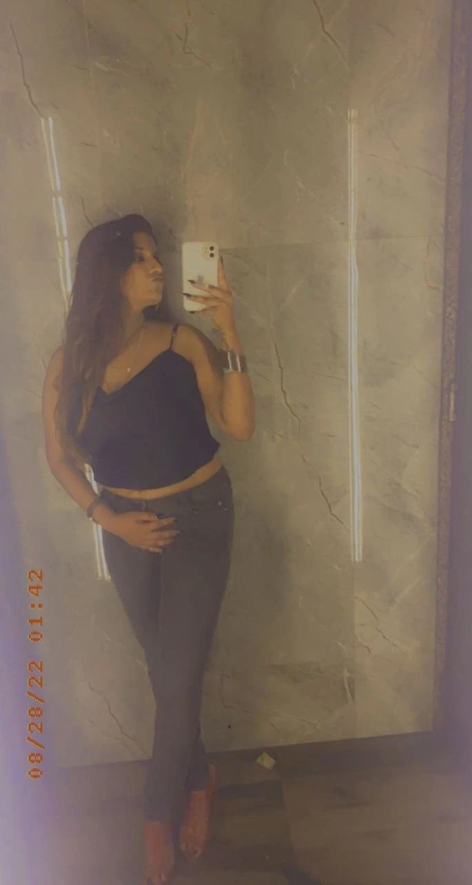 Nisha – Indian escort in Bangalore, Escort, Banga