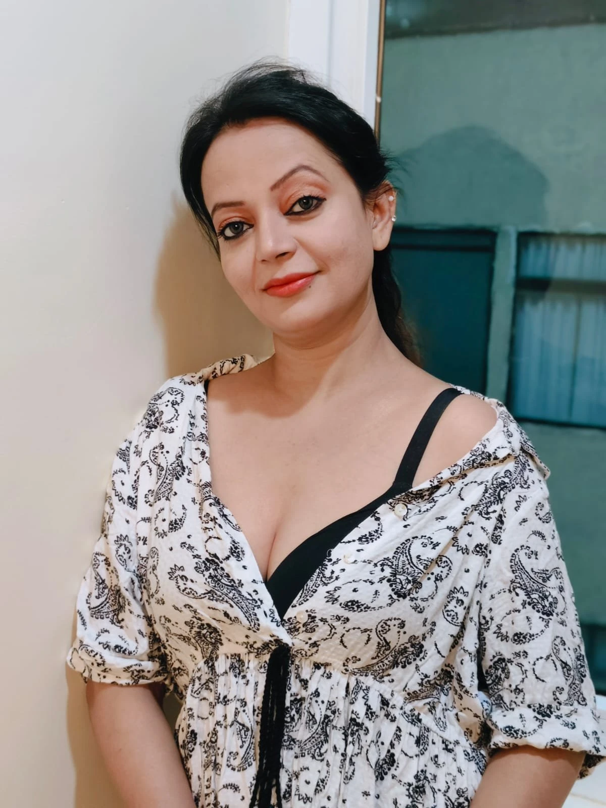 Dhruvi indipendent Meet or Cam Fun – Indian escort in Bangalore, Escort, Banga