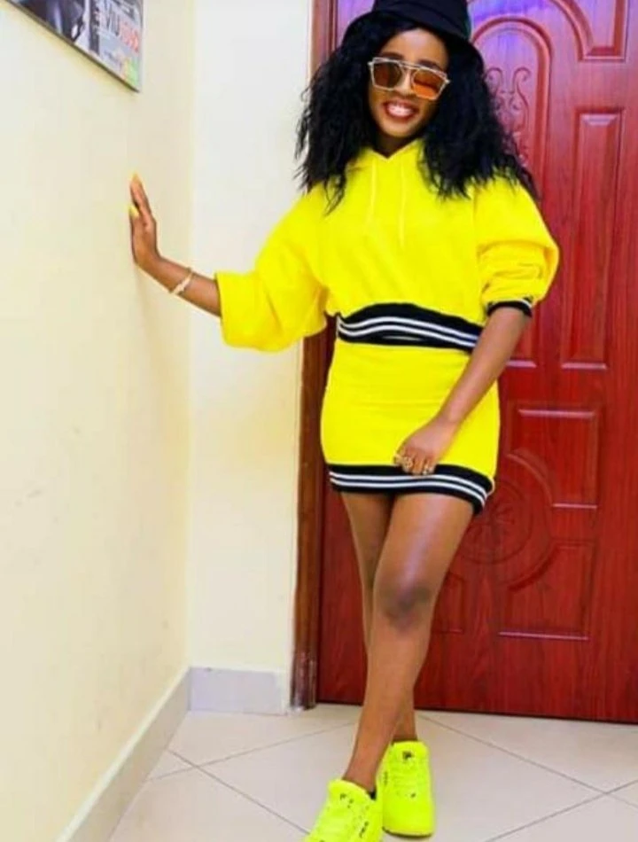Sonia – South African escort in Bangalore — 3 / 4