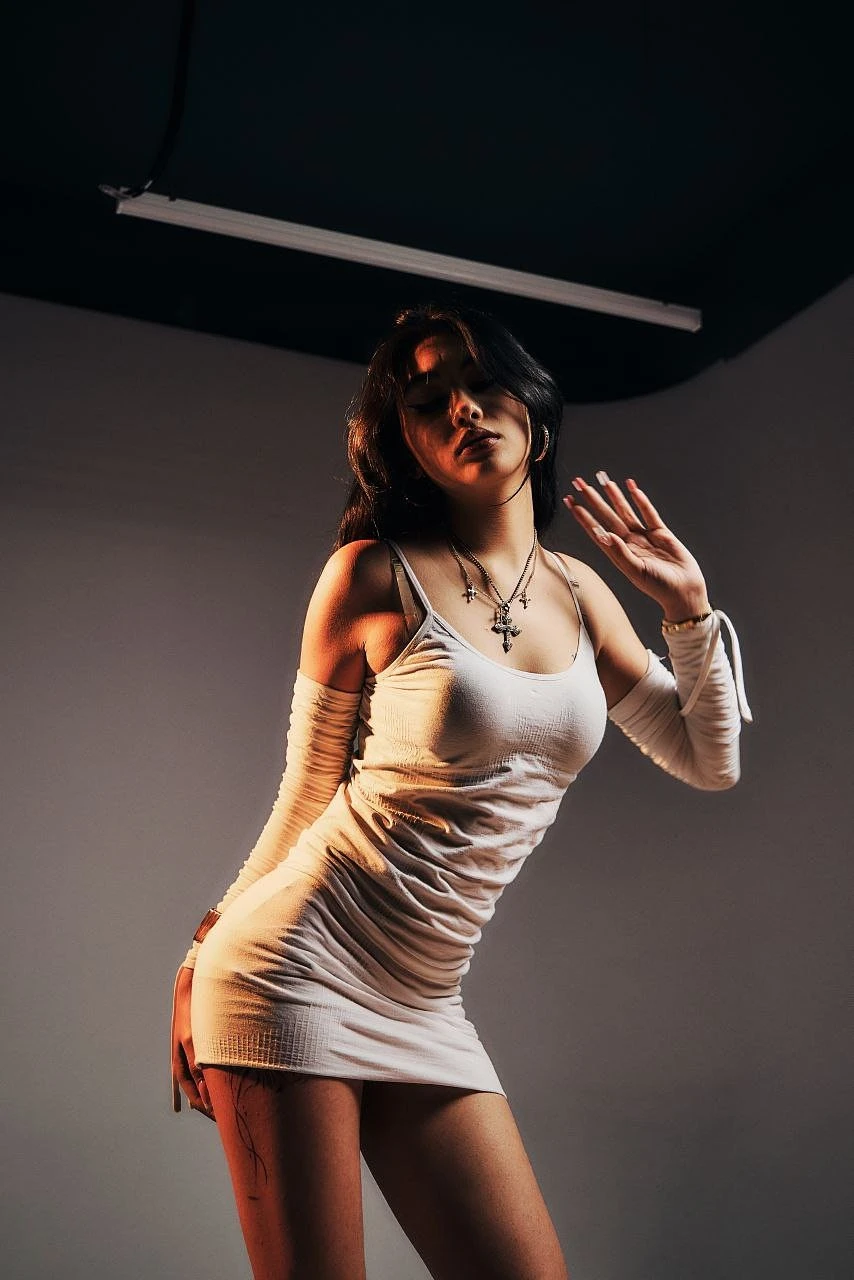 Helen – Kazakhstani escort in Hong Kong — 6 / 14