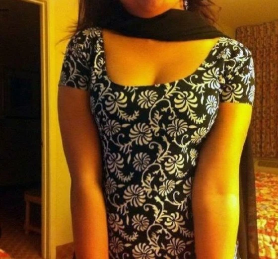 Swathi – Indian escort in Bangalore — 2 / 4