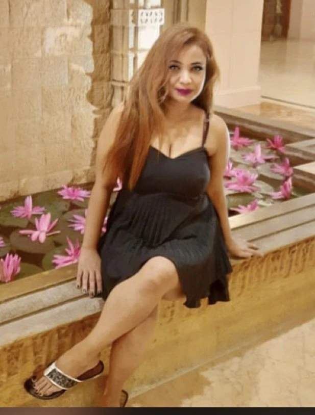Sonam Real meet and web cam – Indian escort in Chennai — 4 / 7