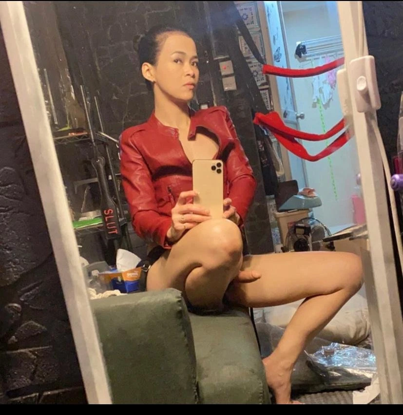 Strap on Lady Ella – Filipino dominatrix in Hong Kong, Escort, Hong Kong
