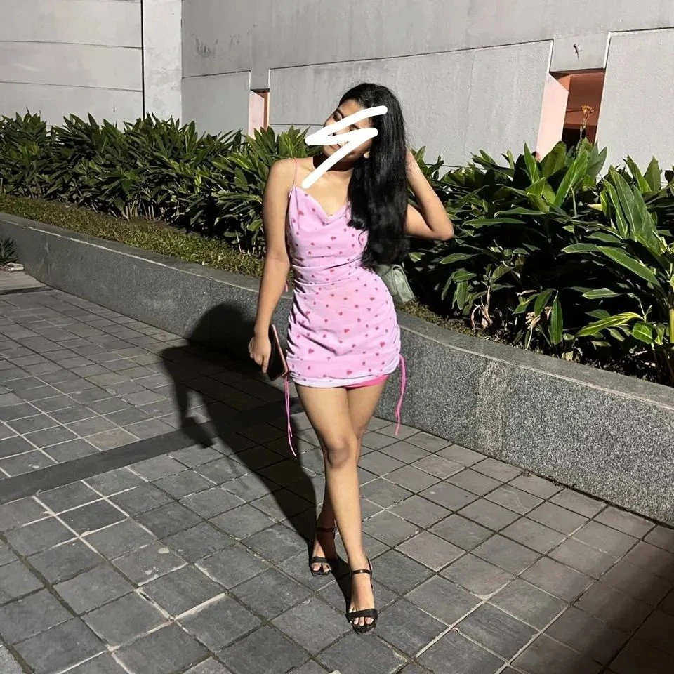 Alexa Forever – Indian escort in Bangalore — 3 / 5