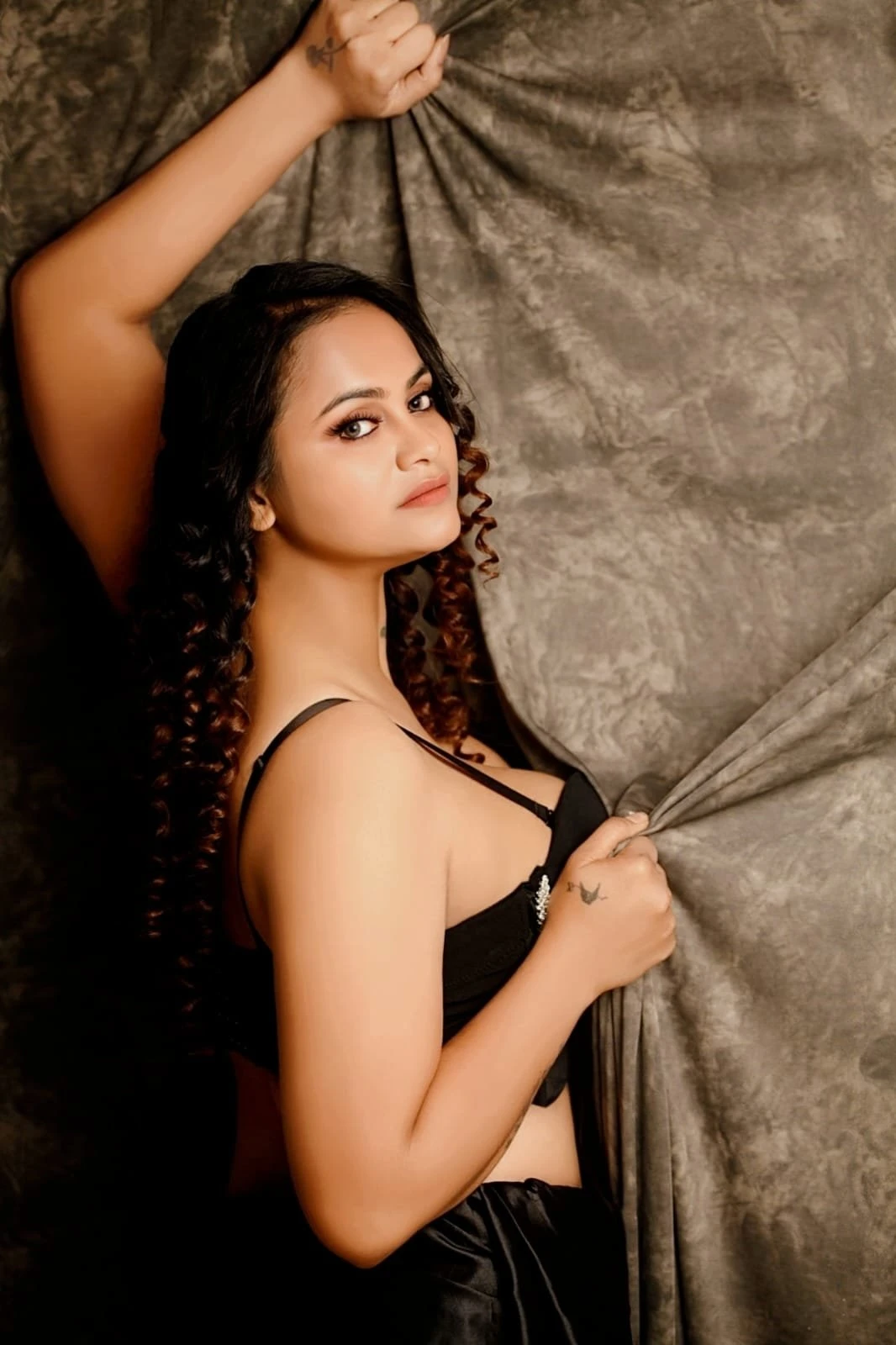 Russian and Indian Direct Payment – escort in Chennai — 1 / 2