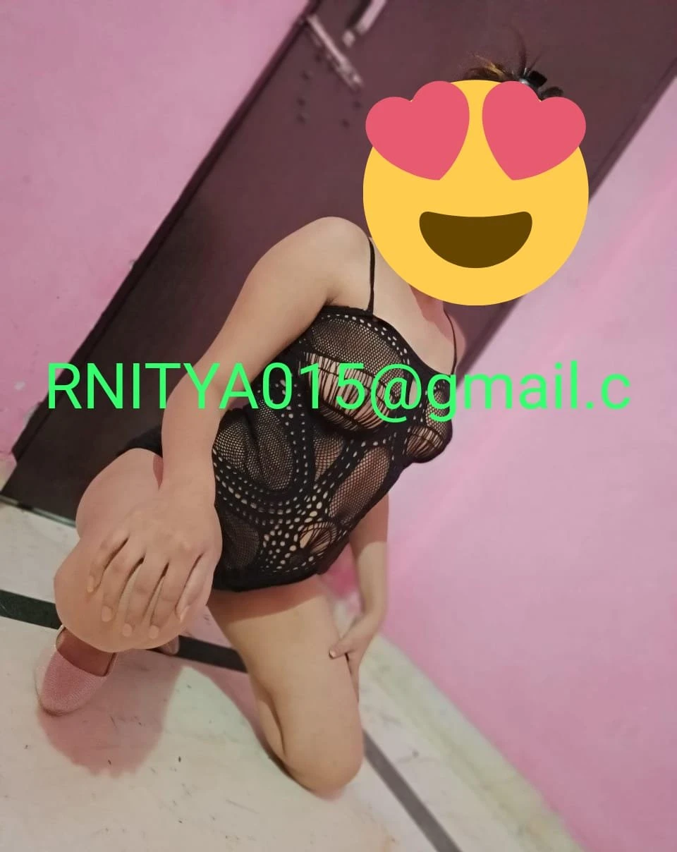 Live Cam Show Available – Indian escort in Bangalore — 2 / 6