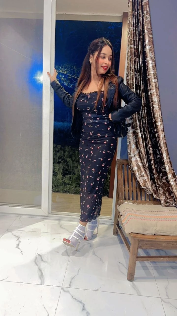 100% Real Model Direct Payment Only – Indian escort in Chennai — 2 / 3