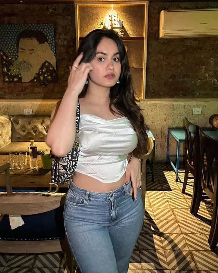 Mayra Escort – Indian escort in Bangalore — 4 / 8