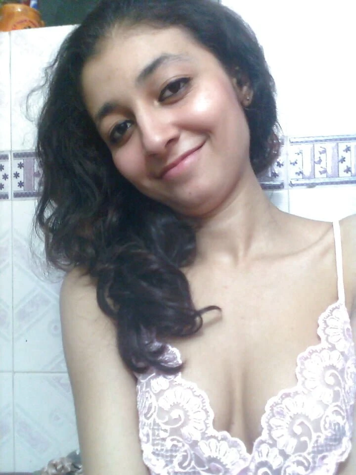 Radika – Indian escort in Chandigarh — 2 / 4