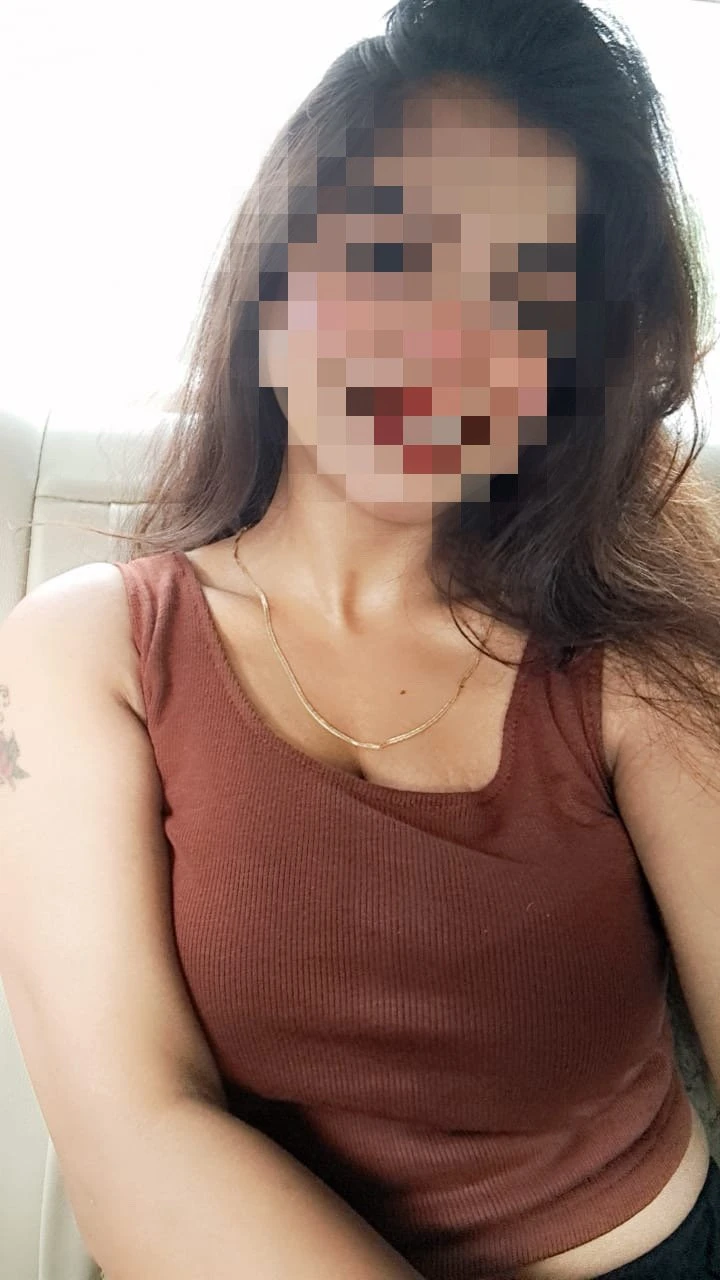 Manisha agarwal – Indian escort in Bangalore — 2 / 3