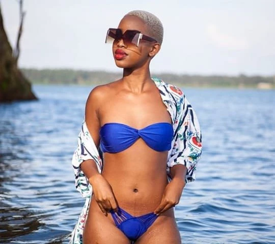 Tina Gray – Zambian escort in Bangalore — 7 / 10