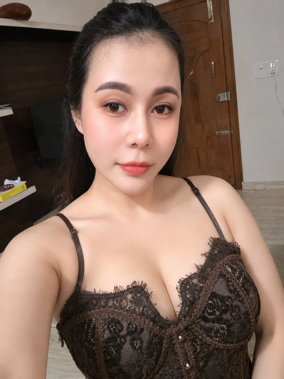Trang Ruby New Independent – Vietnamese escort in Bangalore — 5 / 6
