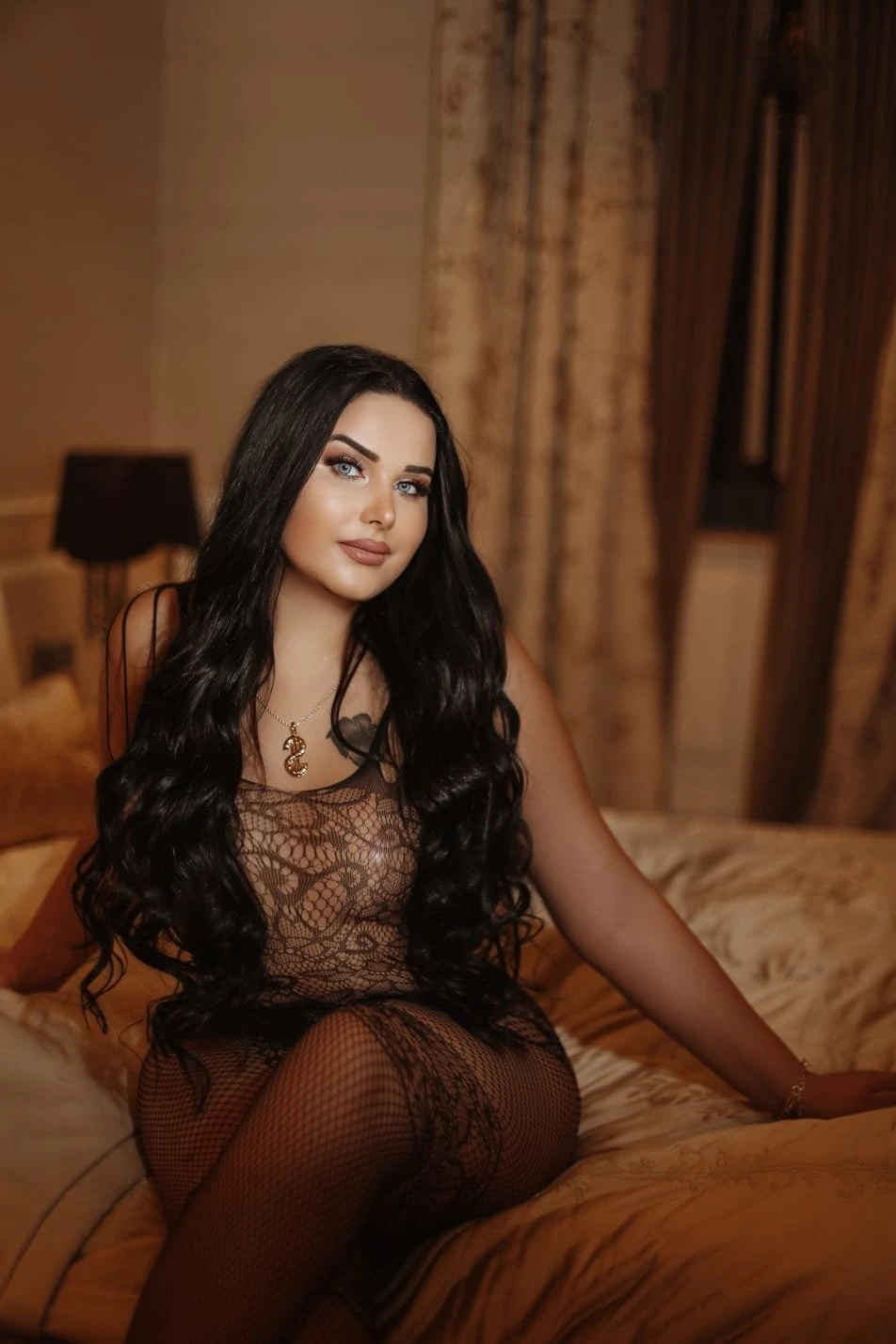 Lara – Azerbaijani escort in Baku — 3 / 5