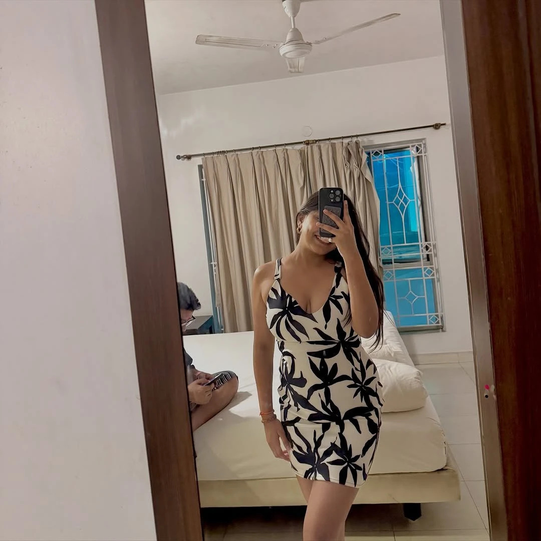 Ishani – Indian escort in Ahmedabad — 3 / 4