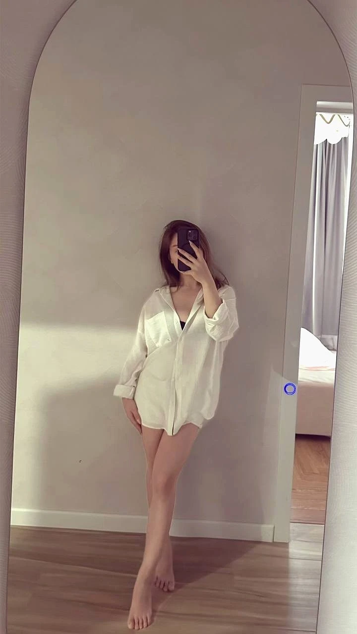 Amira Naughty Kitten – Kazakhstani escort in Hong Kong — 4 / 12