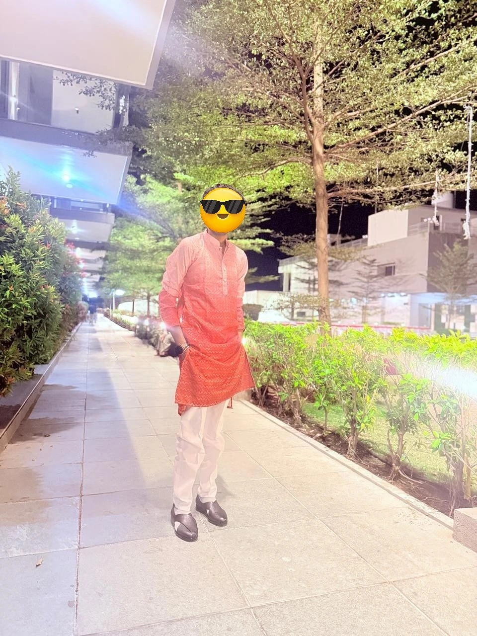 Viraj male escorts, available for only f – Indian escort in Ahmedabad — 2 / 3