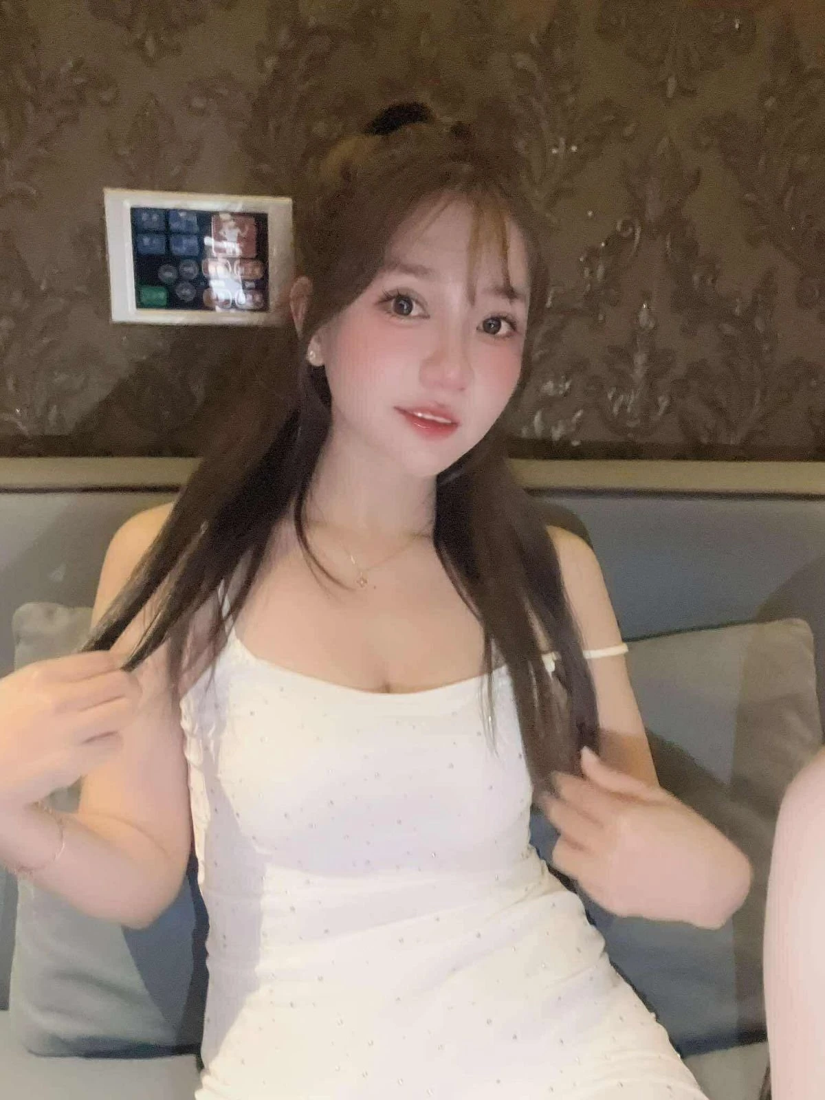 Diana-Don't rush when you're with me – Vietnamese escort in Bangalore — 3 / 5