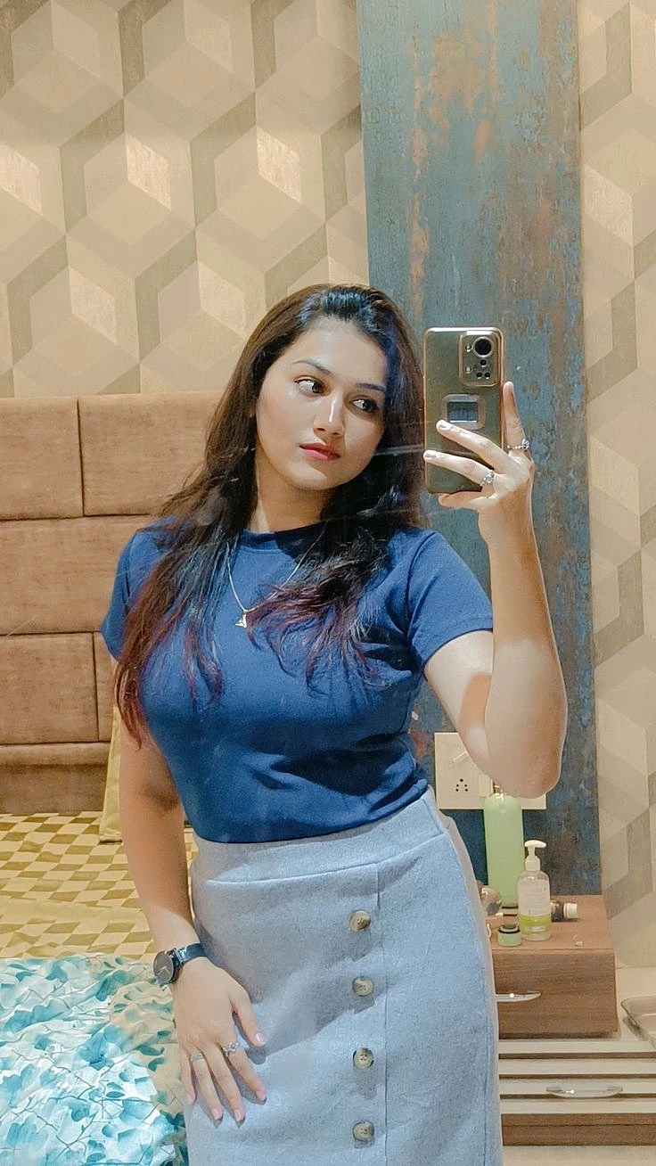Trisha – Indian escort in Chennai — 2 / 7