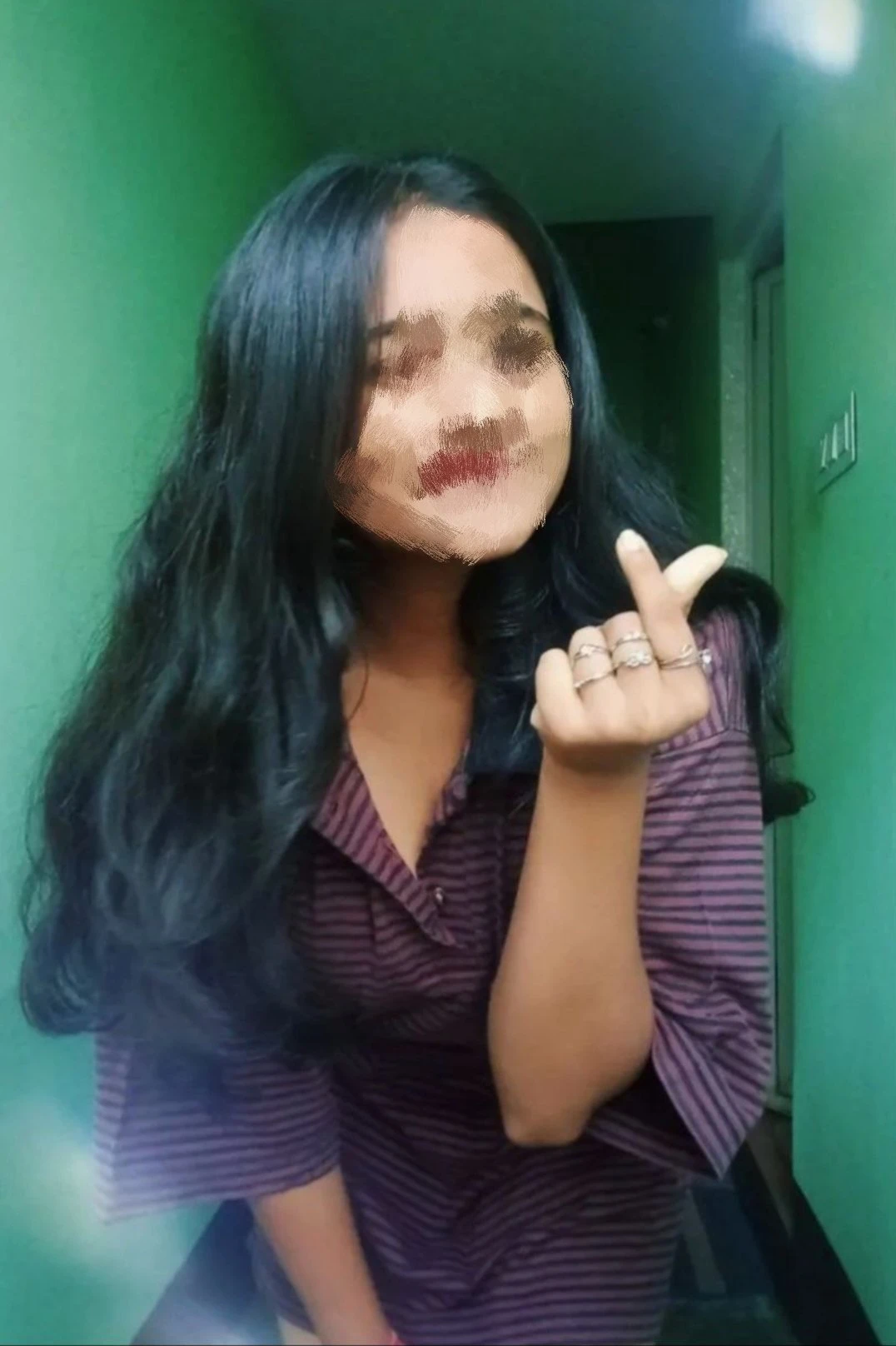 Priya – escort in Ahmedabad — 1 / 3