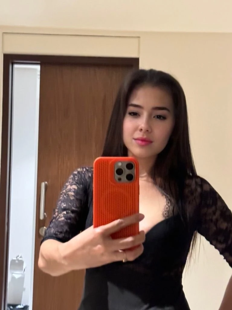 PSE with Melissa – escort in Hong Kong — 4 / 10