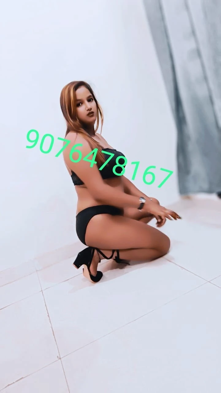 ️Rinky Cam Session – Indian escort in Bangalore — 6 / 7