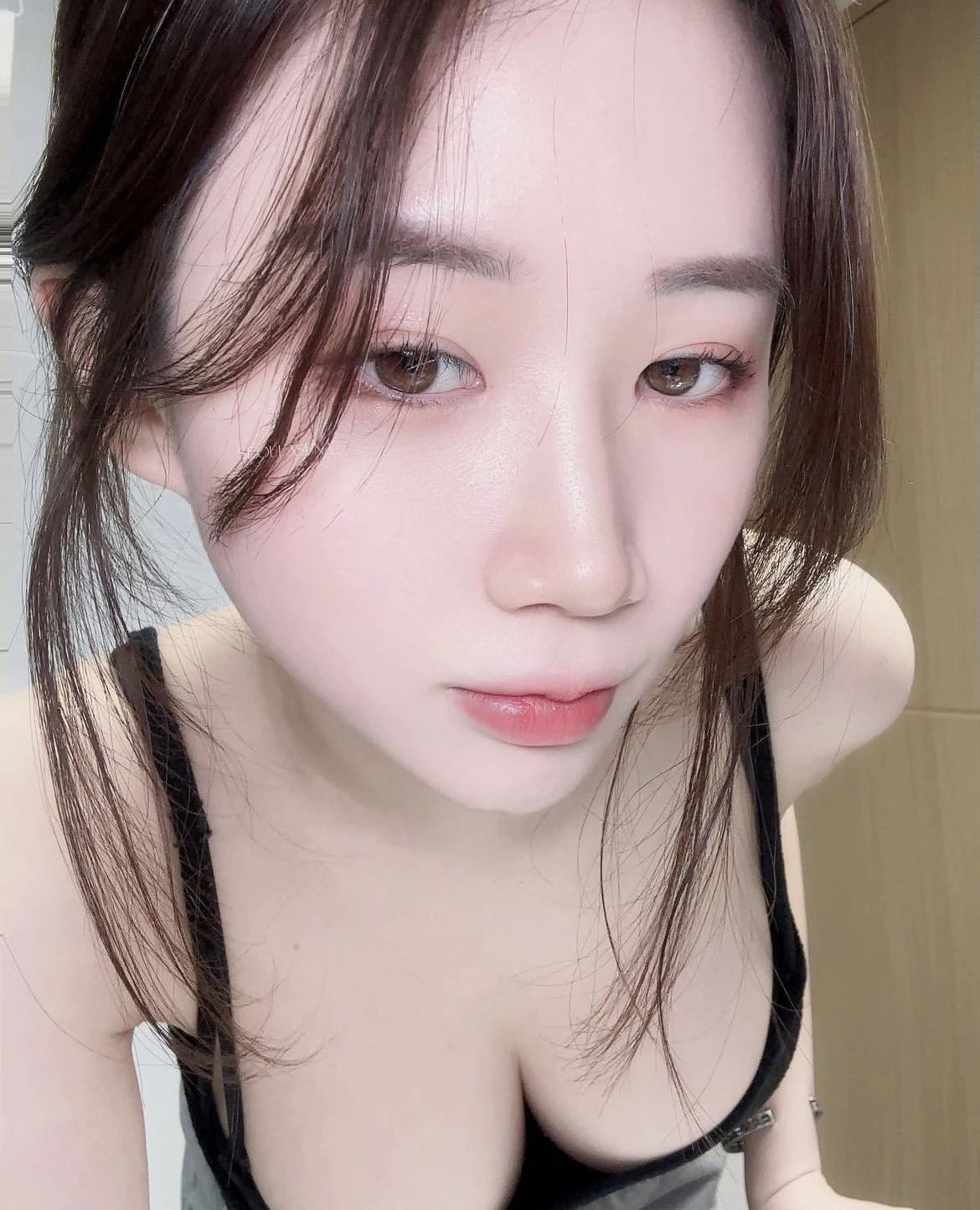 王欣怡 – Chinese escort in Hong Kong — 3 / 13