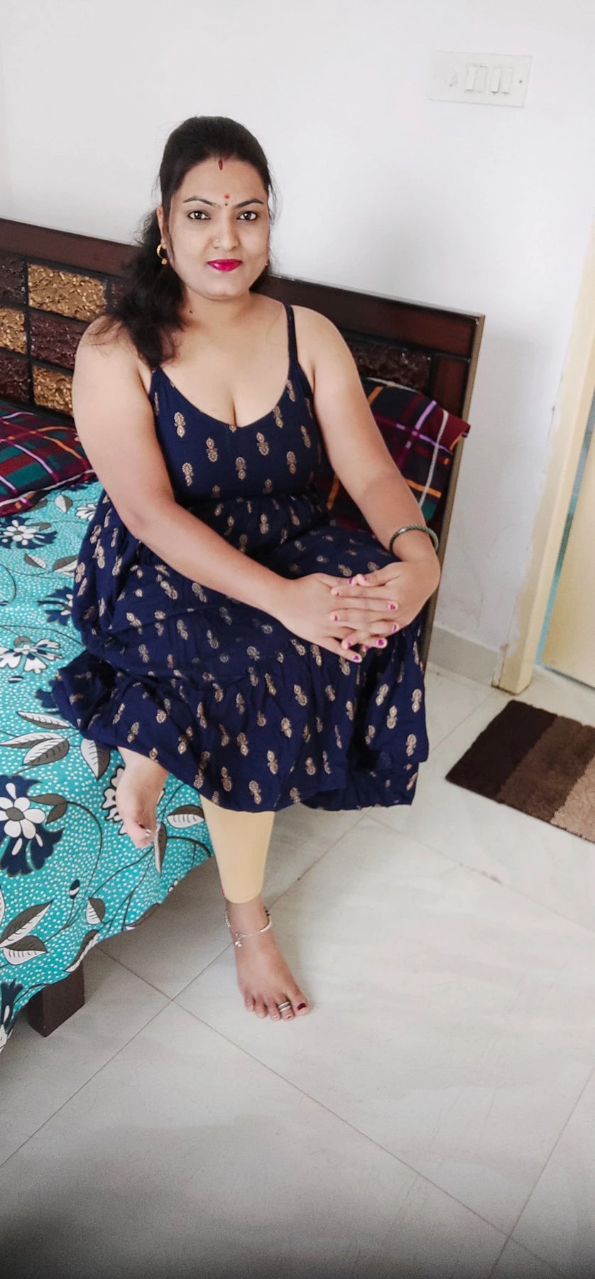 Divya – escort in Bangalore — 5 / 7
