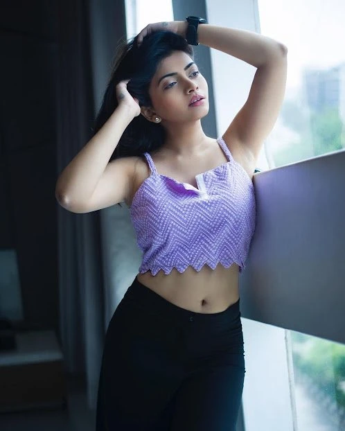 Anushka Hot Trusted Meeting Safe Sex – Indian escort in Chennai — 2 / 5
